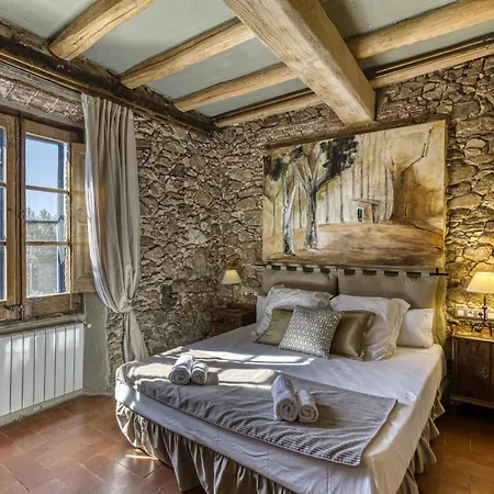 Riera De La Pineda Vila Girona