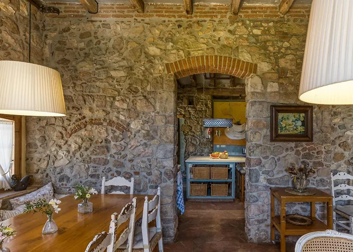 Vila Riera De La Pineda